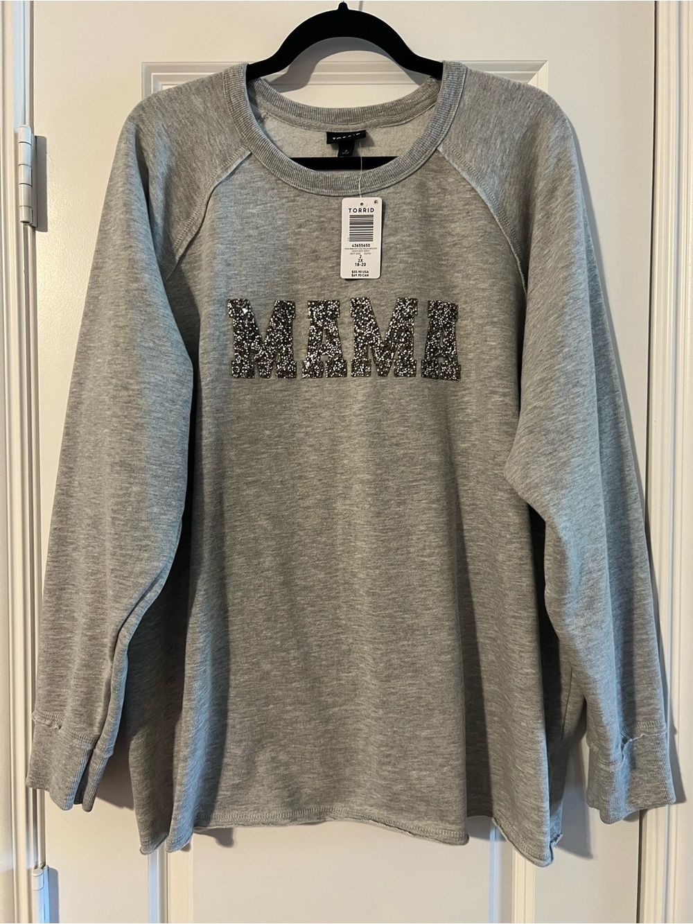 Gray 'MAMA' Sweatshirt